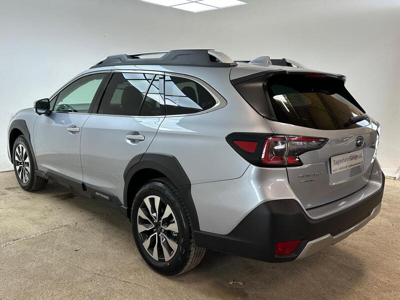 Subaru Touring Estate 2.5 CVT Petrol