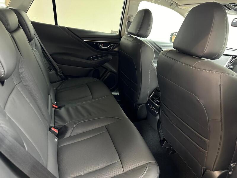 Subaru Touring Estate 2.5 CVT Petrol