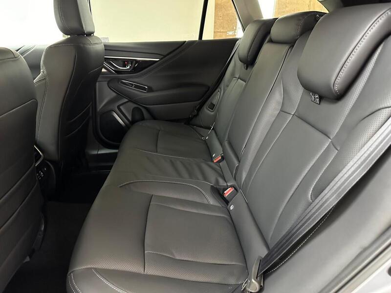 Subaru Touring Estate 2.5 CVT Petrol