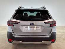 Subaru Outback Touring 