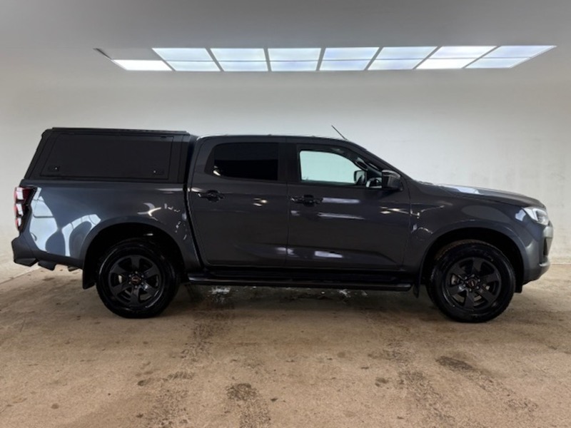 Isuzu V-Cross Dcb Pick Up 1.9 Automatic Diesel