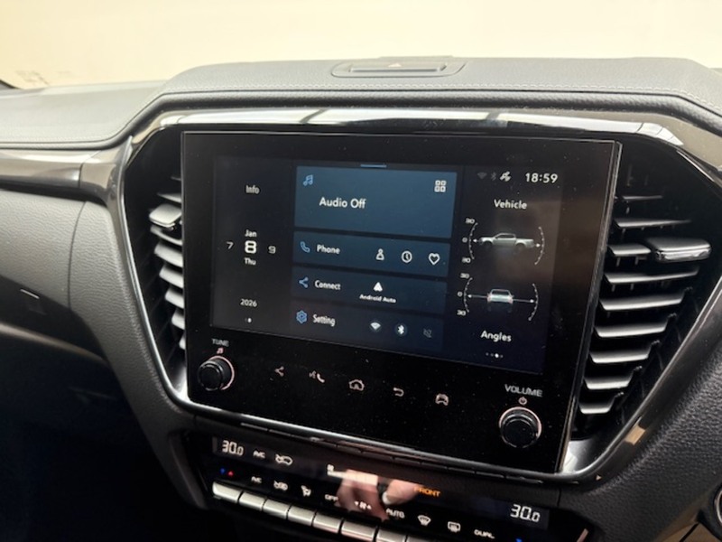 Isuzu V-Cross Dcb Pick Up 1.9 Automatic Diesel