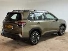 Subaru Forester i e-Boxer Limited 