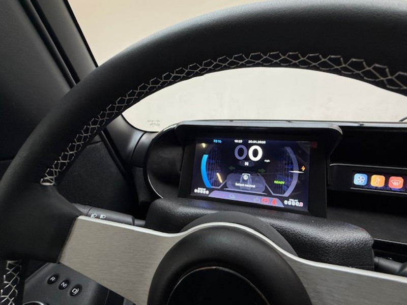 Micro Medium Range Coupe 10.5 Automatic Elecric