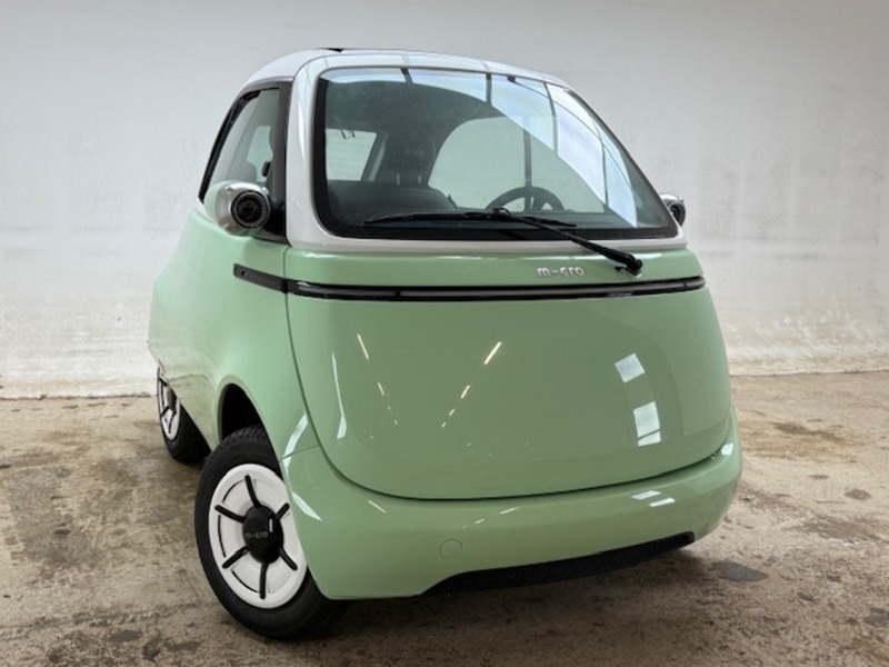 Micro Medium Range  Coupe 10.5 Automatic Electric