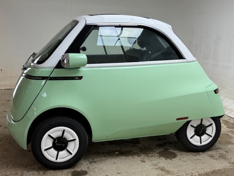 Micro Medium Range  Coupe 10.5 Automatic Electric