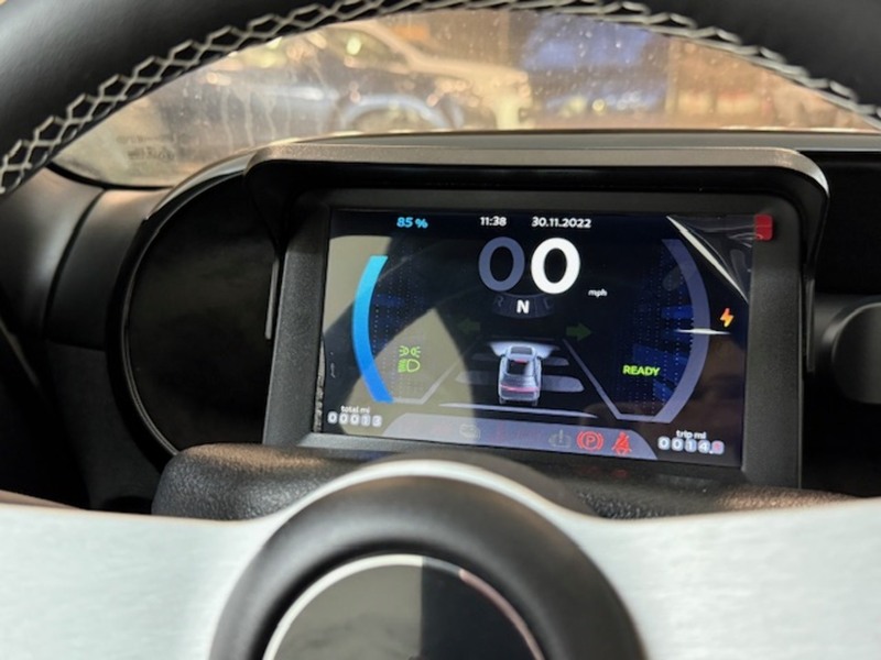 Micro Medium Range  Coupe 10.5 Automatic Electric