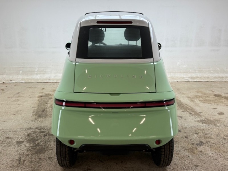 Micro Medium Range  Coupe 10.5 Automatic Electric