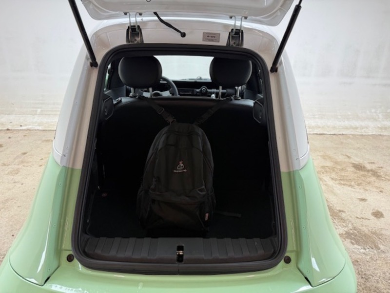 Micro Medium Range  Coupe 10.5 Automatic Electric