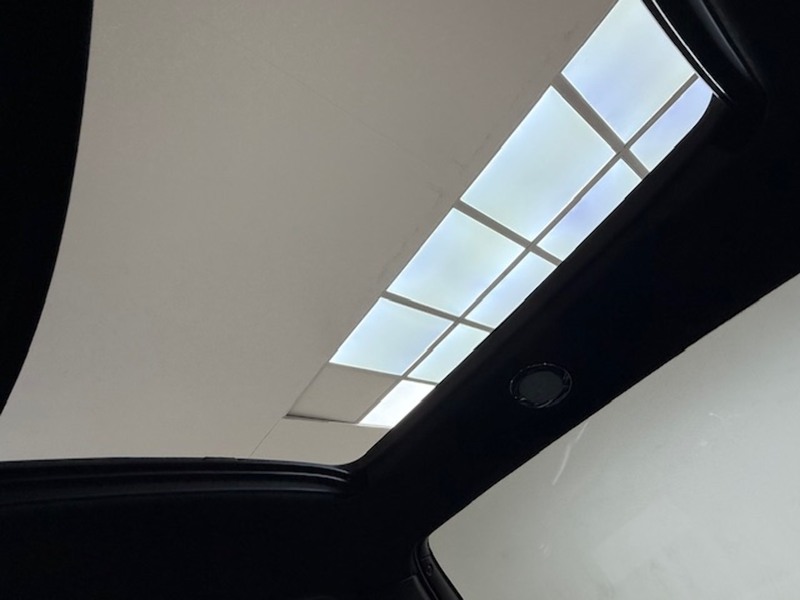 Micro Medium Range  Coupe 10.5 Automatic Electric 