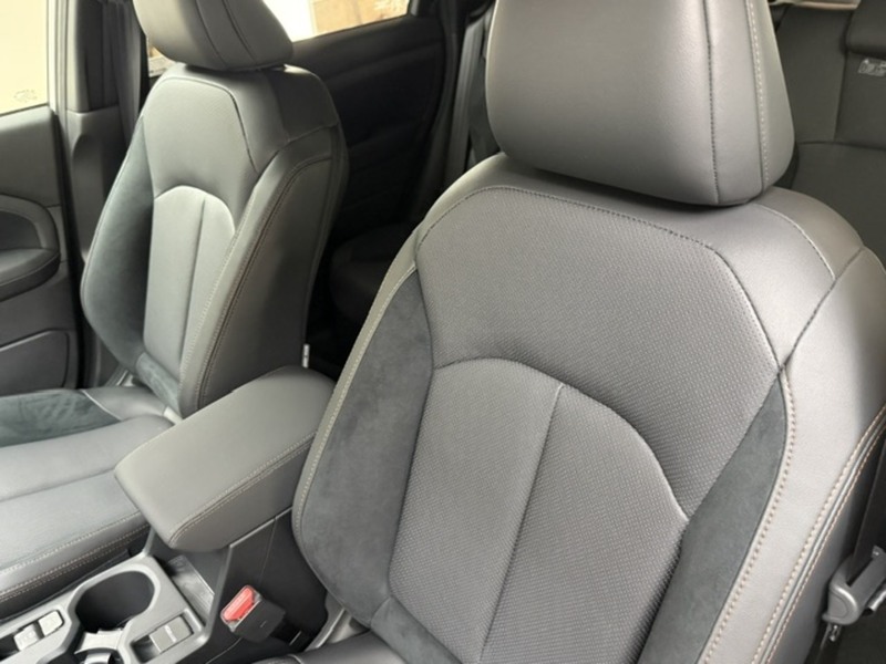 Subaru Touring SUV 1998 CVT Hybrid