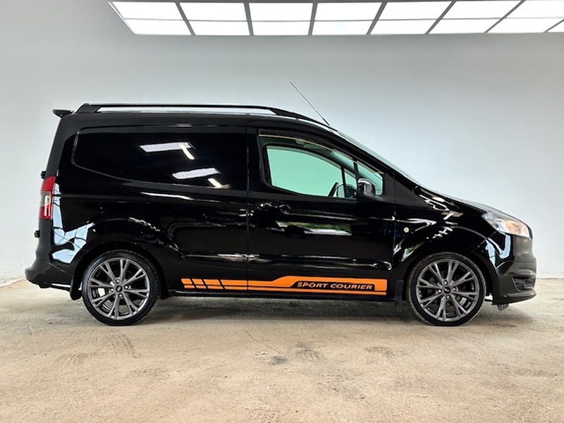 Ford 1.0 EcoBoost Trend Panel Van 5dr Petrol Manual L1 Euro 5 (100 ps)