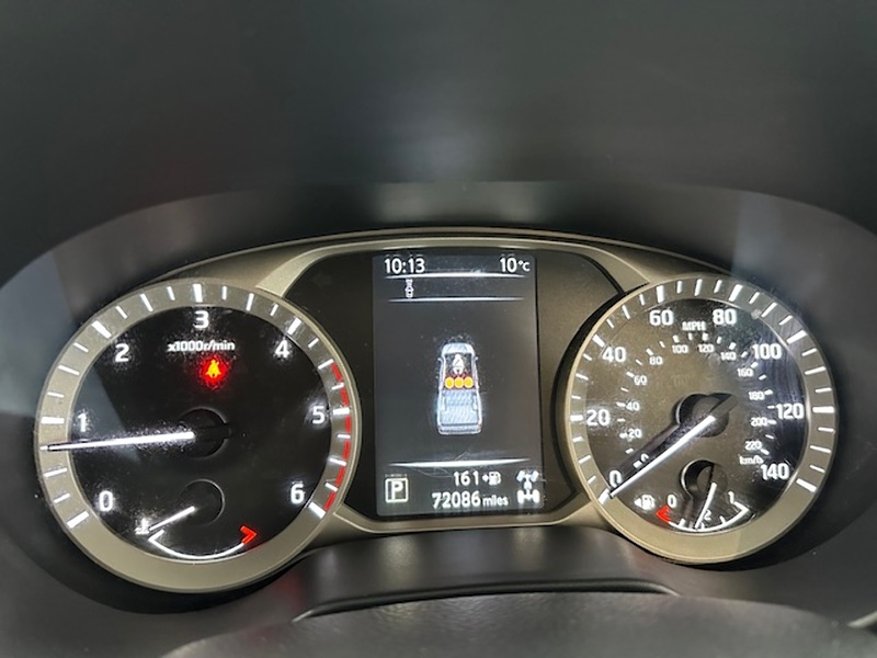 Nissan 2.3 dCi Tekna Pickup 4dr Diesel Auto 4WD Euro 6 (190 ps)