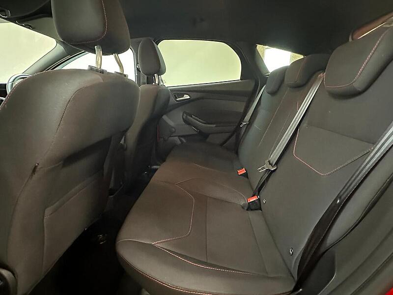 Ford 1.0T EcoBoost ST-Line Hatchback 5dr Petrol Manual Euro 6 (s/s) (140 ps)