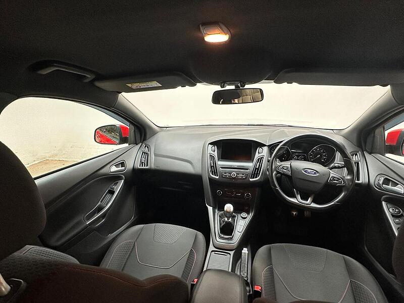 Ford 1.0T EcoBoost ST-Line Hatchback 5dr Petrol Manual Euro 6 (s/s) (140 ps)