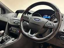 Ford Focus T EcoBoost ST-Line 