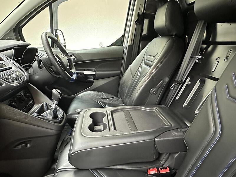 Ford 1.5 TDCi 200 Limited Panel Van 5dr Diesel Manual L1 H1 (119 g/km, 118 bhp)
