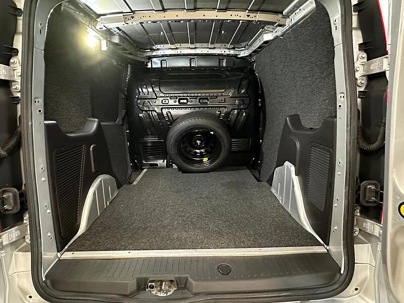 Ford 1.5 TDCi 200 Limited Panel Van 5dr Diesel Manual L1 H1 (119 g/km, 118 bhp)