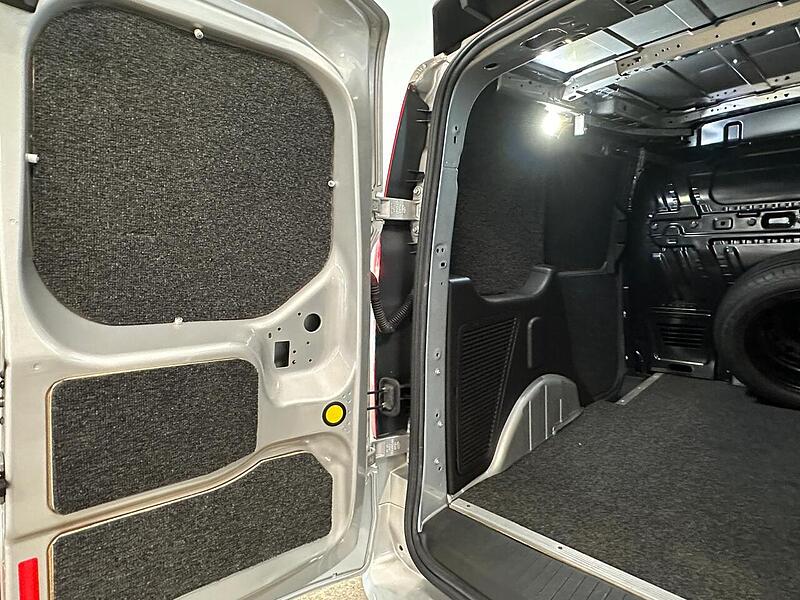Ford 1.5 TDCi 200 Limited Panel Van 5dr Diesel Manual L1 H1 (119 g/km, 118 bhp)