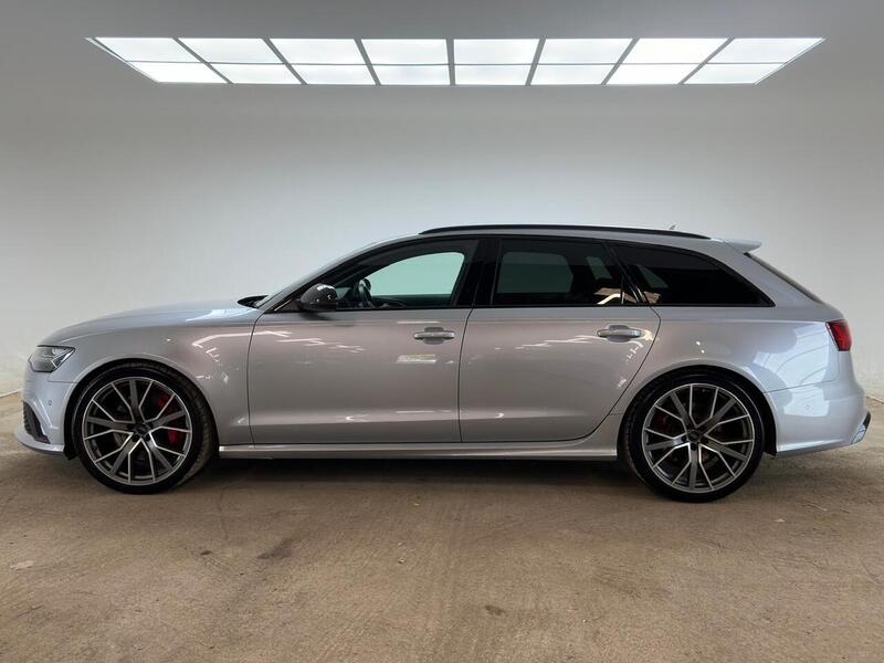 Audi 4.0 TFSI V8 Performance Estate 5dr Petrol Tiptronic quattro Euro 6 (s/s) (605 ps)