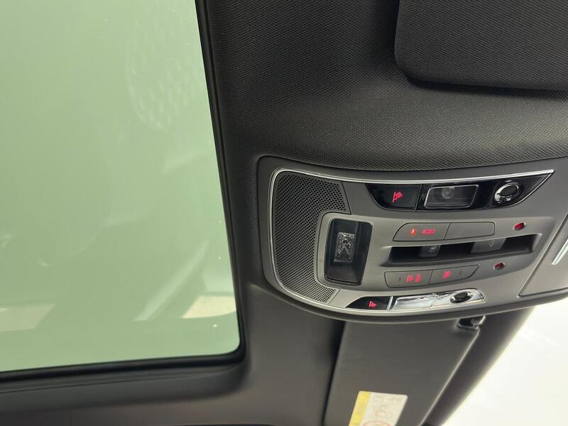 Audi 4.0 TFSI V8 Performance Estate 5dr Petrol Tiptronic quattro Euro 6 (s/s) (605 ps)