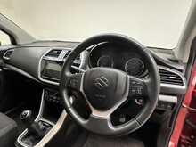 Suzuki SX4 S-Cross Boosterjet SZ-T 