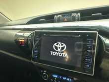 Toyota Hilux D-4D Invincible 