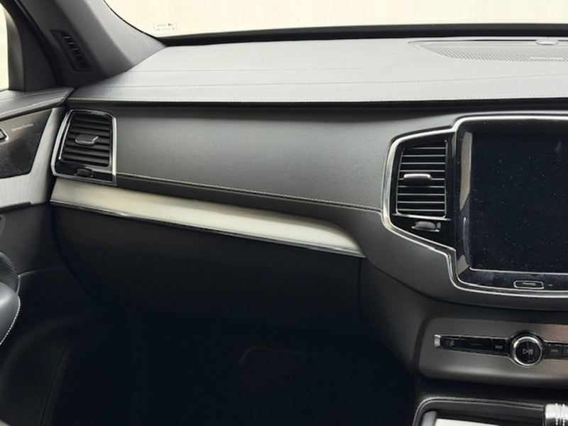 Volvo 2.0h T8 Twin Engine Recharge 11.6kWh R-Design SUV 5dr Petrol Plug-in Hybrid Auto 4WD Euro 6 (s/s) (390 ps)