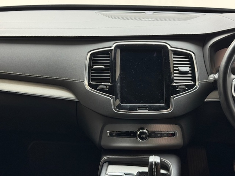 Volvo 2.0h T8 Twin Engine Recharge 11.6kWh R-Design SUV 5dr Petrol Plug-in Hybrid Auto 4WD Euro 6 (s/s) (390 ps)