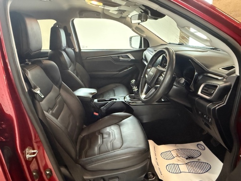 Isuzu 1.9 TD DL40 Pickup Double Cab 4dr Diesel Manual 4WD Euro 6 (s/s) (164 ps)