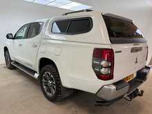 Mitsubishi L200 DI-D DC Warrior 