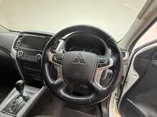 Mitsubishi L200 DI-D DC Warrior 
