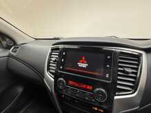 Mitsubishi L200 DI-D DC Warrior 