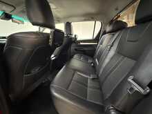 Toyota Hilux D-4D Invincible X 