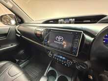 Toyota Hilux D-4D Invincible X 