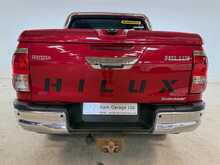 Toyota Hilux D-4D Invincible X 