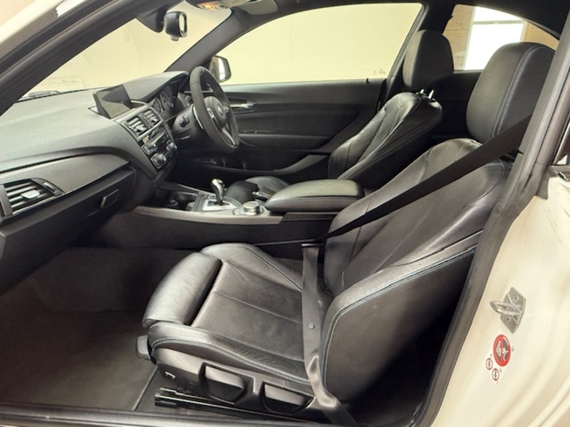 BMW 3.0i Coupe 2dr Petrol DCT Euro 6 (s/s) (370 ps)