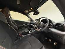 Toyota Yaris T GR Circuit 