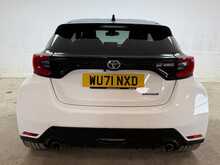 Toyota Yaris T GR Circuit 