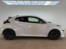 Toyota Yaris T GR Circuit 