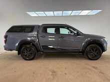 Isuzu D-Max TD V-Cross Steel Edition 