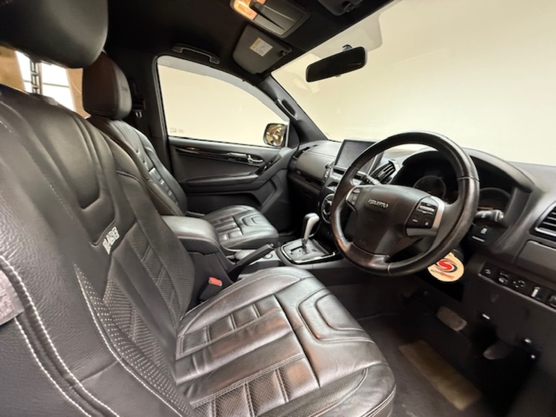 Isuzu 1.9 TD Blade Pickup Double Cab 4dr Diesel Auto 4WD Euro 6 (164 ps)