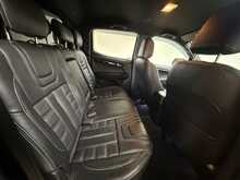 Isuzu D-Max TD Blade 