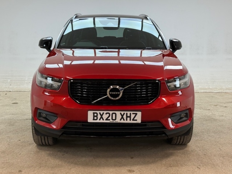 Volvo 2.0 T4 R-Design Pro SUV 5dr Petrol Auto Euro 6 (s/s) (190 ps)