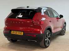 Volvo XC40 T4 R-Design Pro 