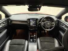Volvo XC40 T4 R-Design Pro 