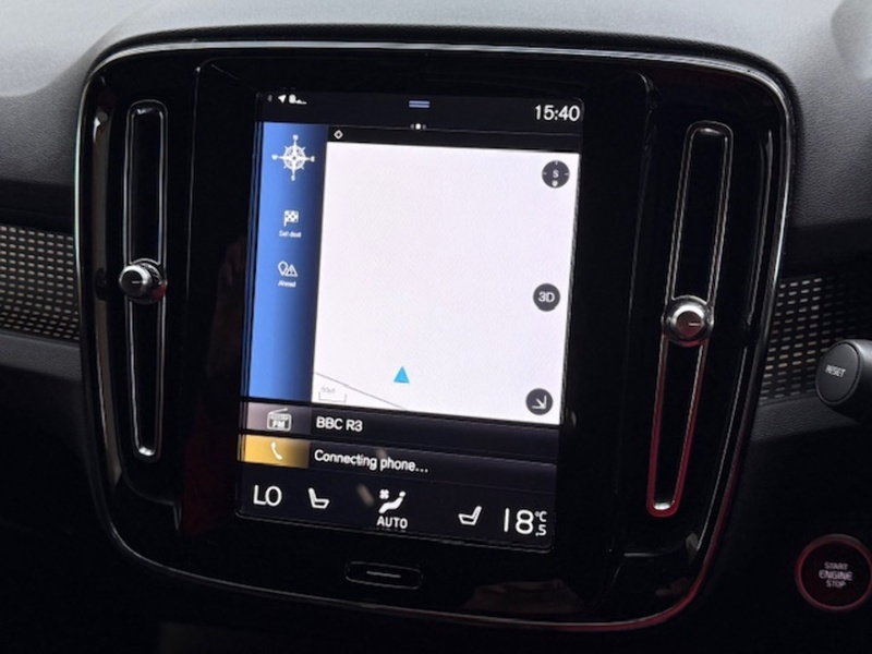 Volvo 2.0 T4 R-Design Pro SUV 5dr Petrol Auto Euro 6 (s/s) (190 ps)