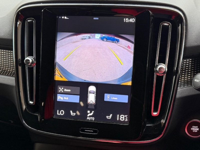 Volvo 2.0 T4 R-Design Pro SUV 5dr Petrol Auto Euro 6 (s/s) (190 ps)