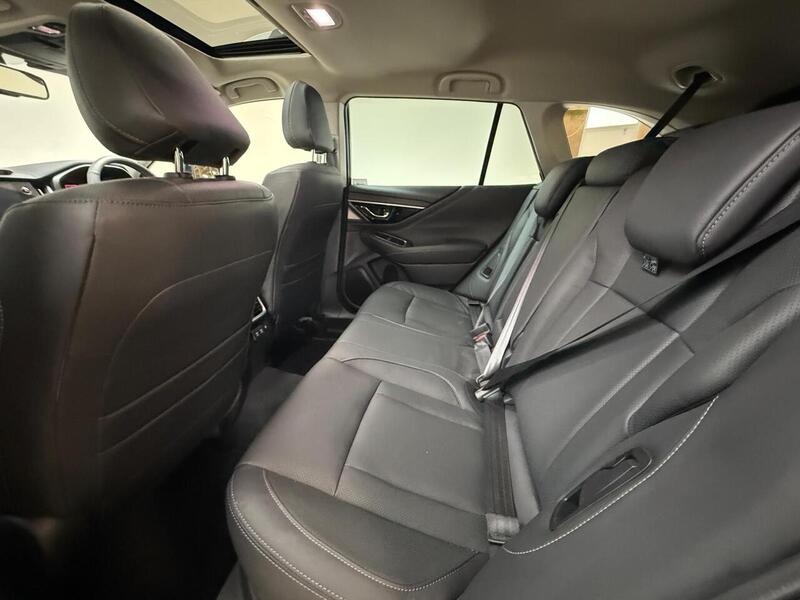 Subaru 2.5i Touring Estate 5dr Petrol Lineartronic 4WD Euro 6 (s/s) (169 ps)