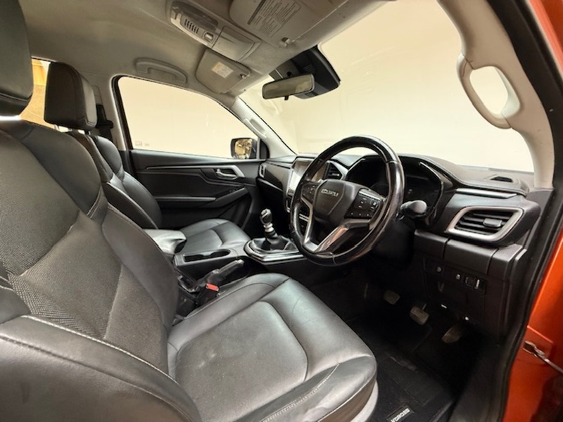 Isuzu 1.9 TD DL40 Pickup Double Cab 4dr Diesel Manual 4WD Euro 6 (s/s) (164 ps)